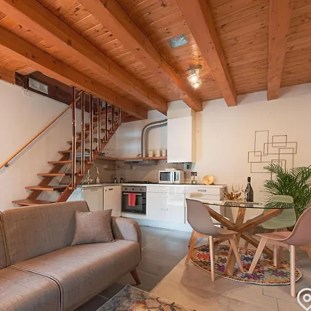Place - Riva House Apartment Murano
